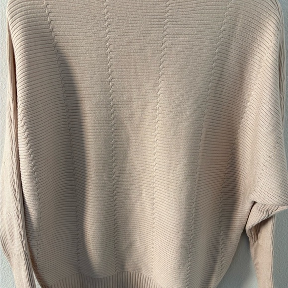 Tahari Beige Ribbed Knit Top - Picture 5 of 6